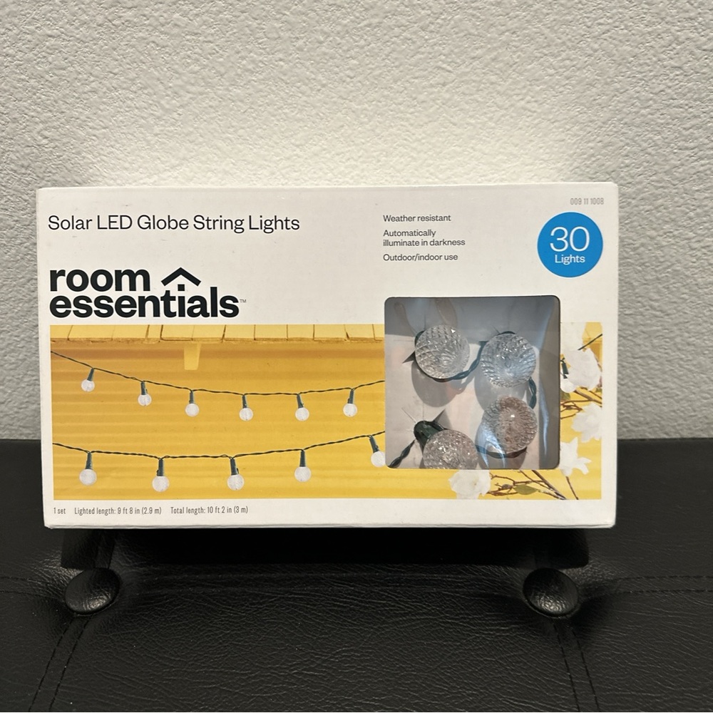 Room essentials- Solar LED Globe Strings Lights